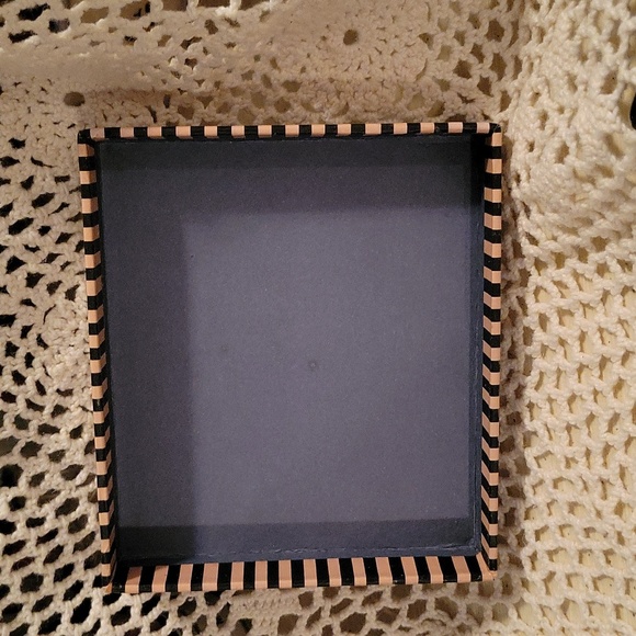 Daisy print gift box - Picture 4 of 7